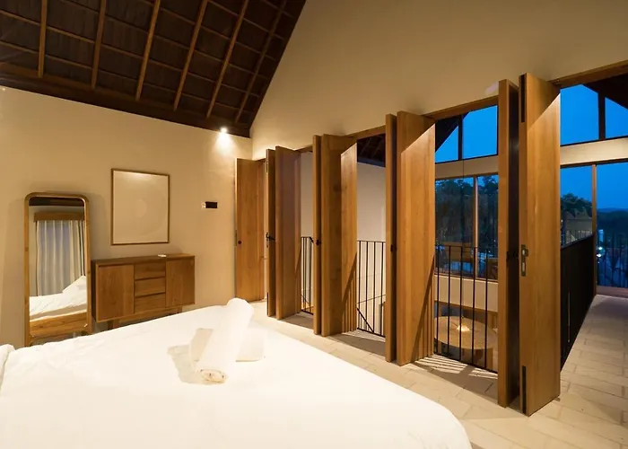 Eden - By Yolla Hospitality Villa *